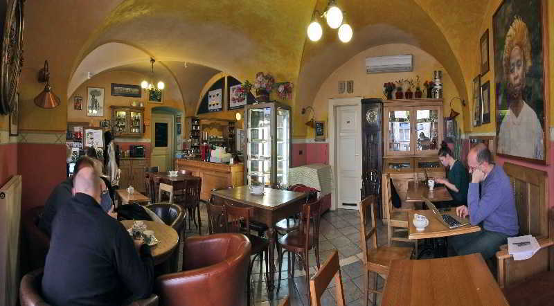 Chateau 9 By Adrez Apartamento Praga
