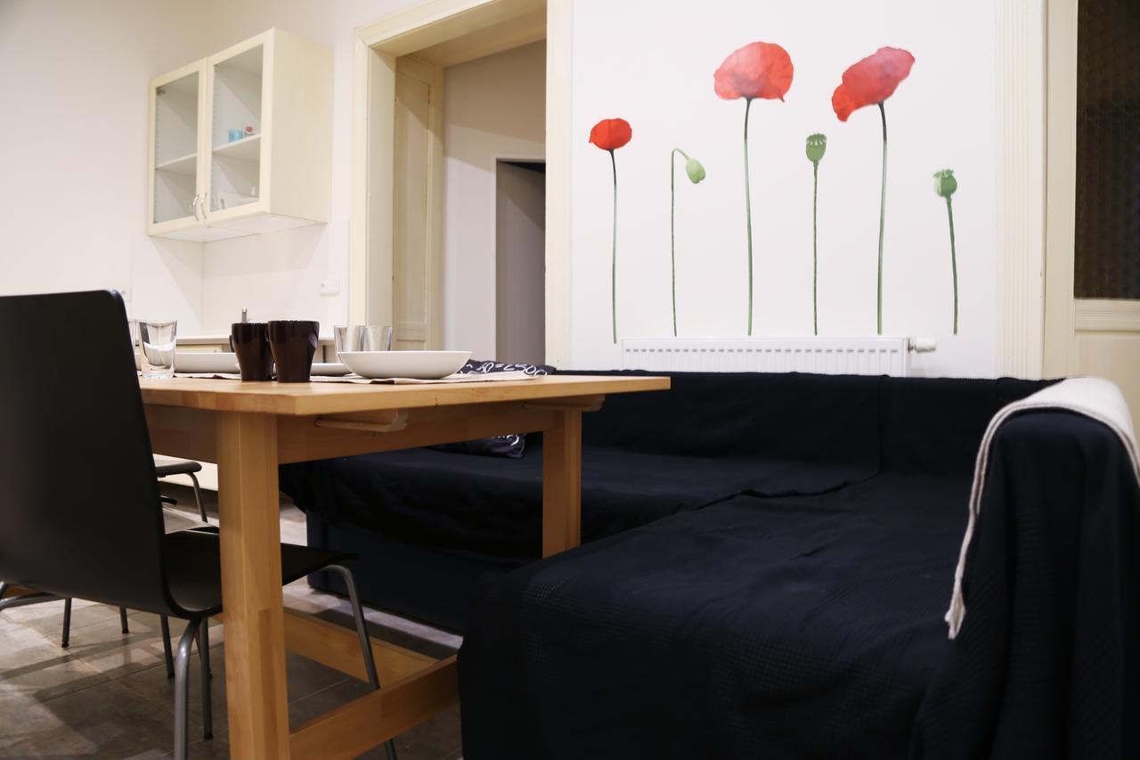 Apartment Vltava 7 *