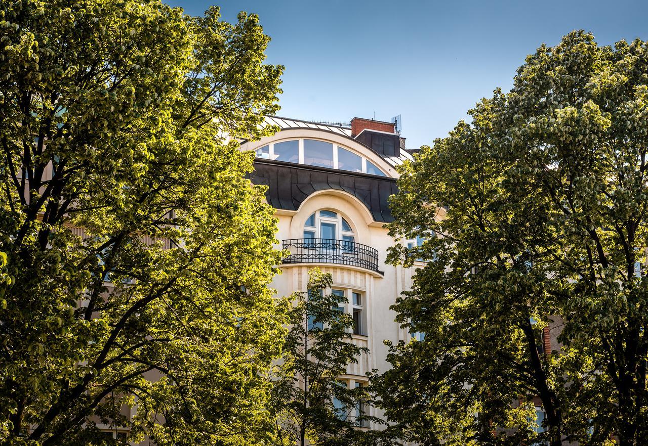 Unique Penthouse & Terrace 6br+3.5bath, Views! Prague