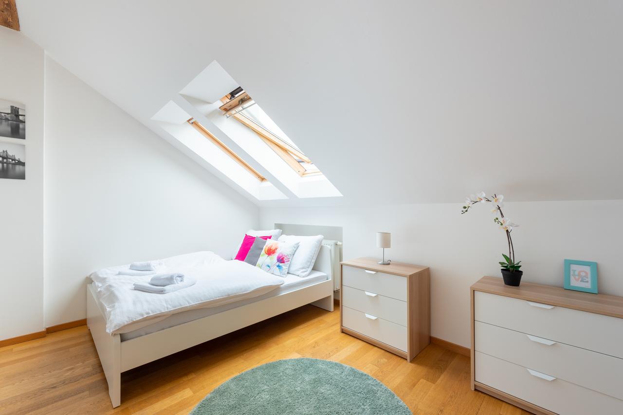Tesnov Grande Apartamento Praga