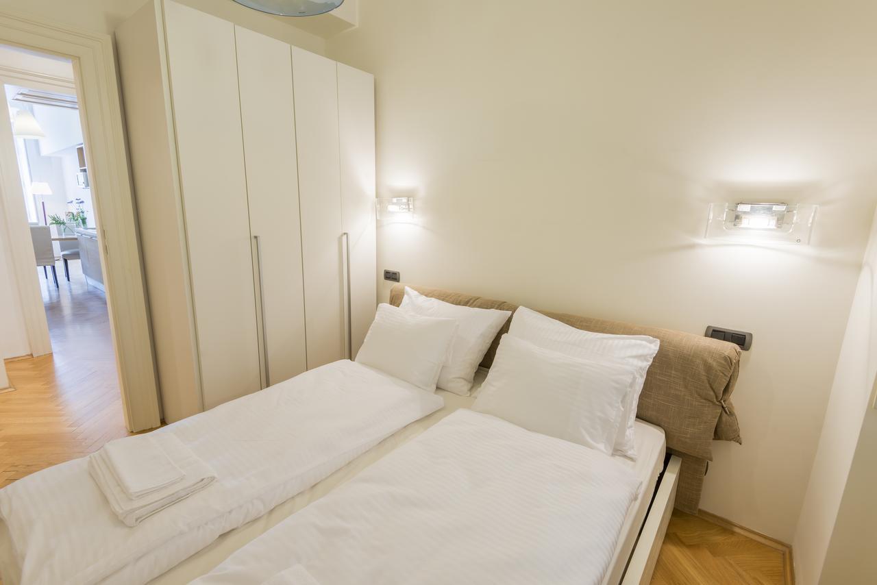 Bohemia Old Town Apartment *
