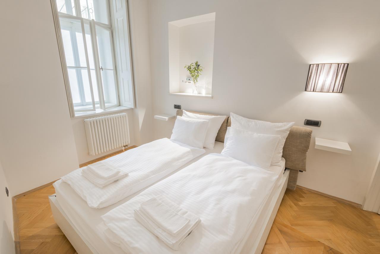 Bohemia Old Town Apartment Prague
