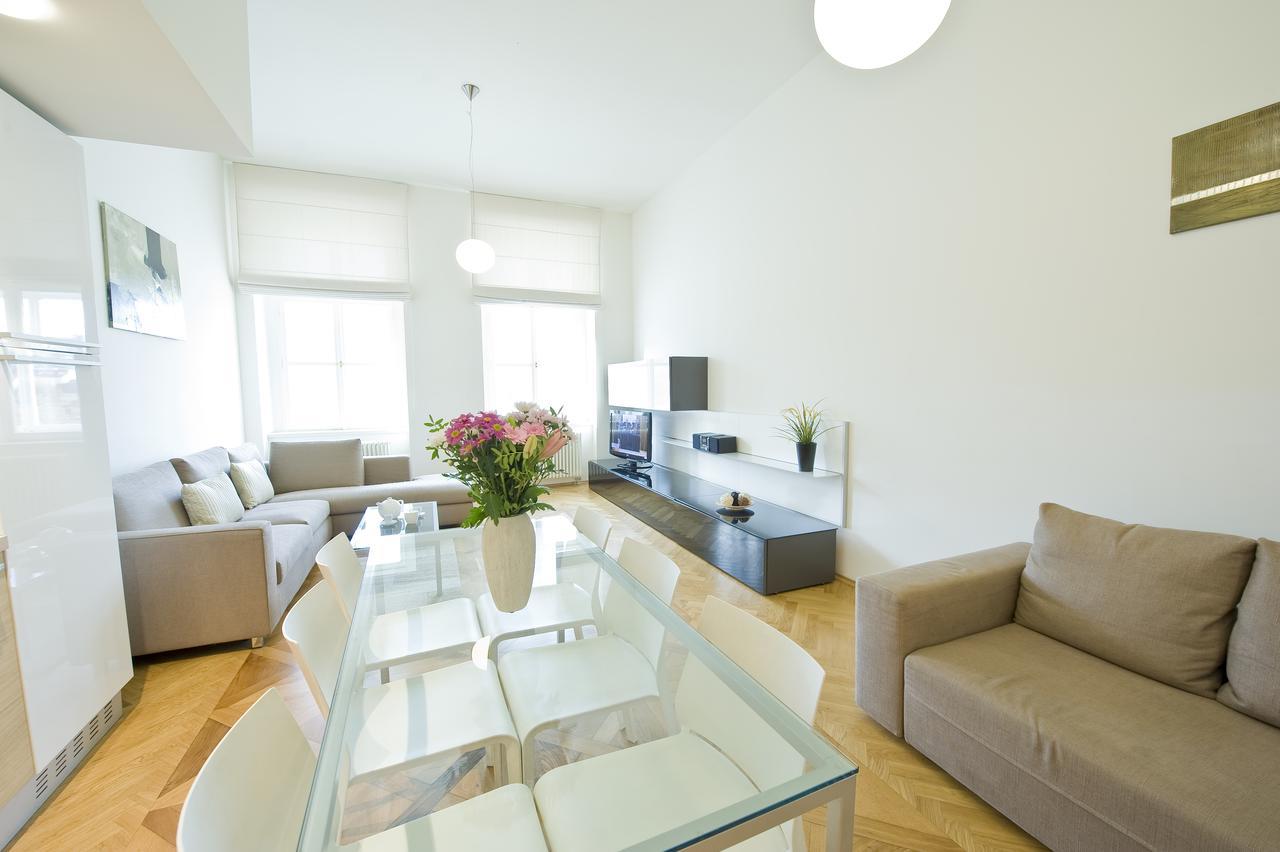 Bohemia Old Town Apartment Prague