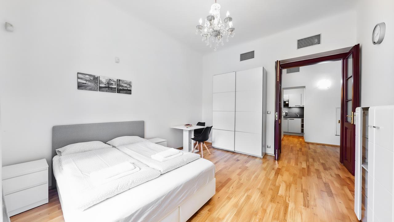 Zborovska Apartment Prag
