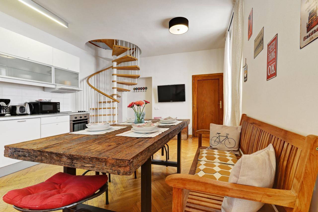 Historic Centre Vii Apartment
