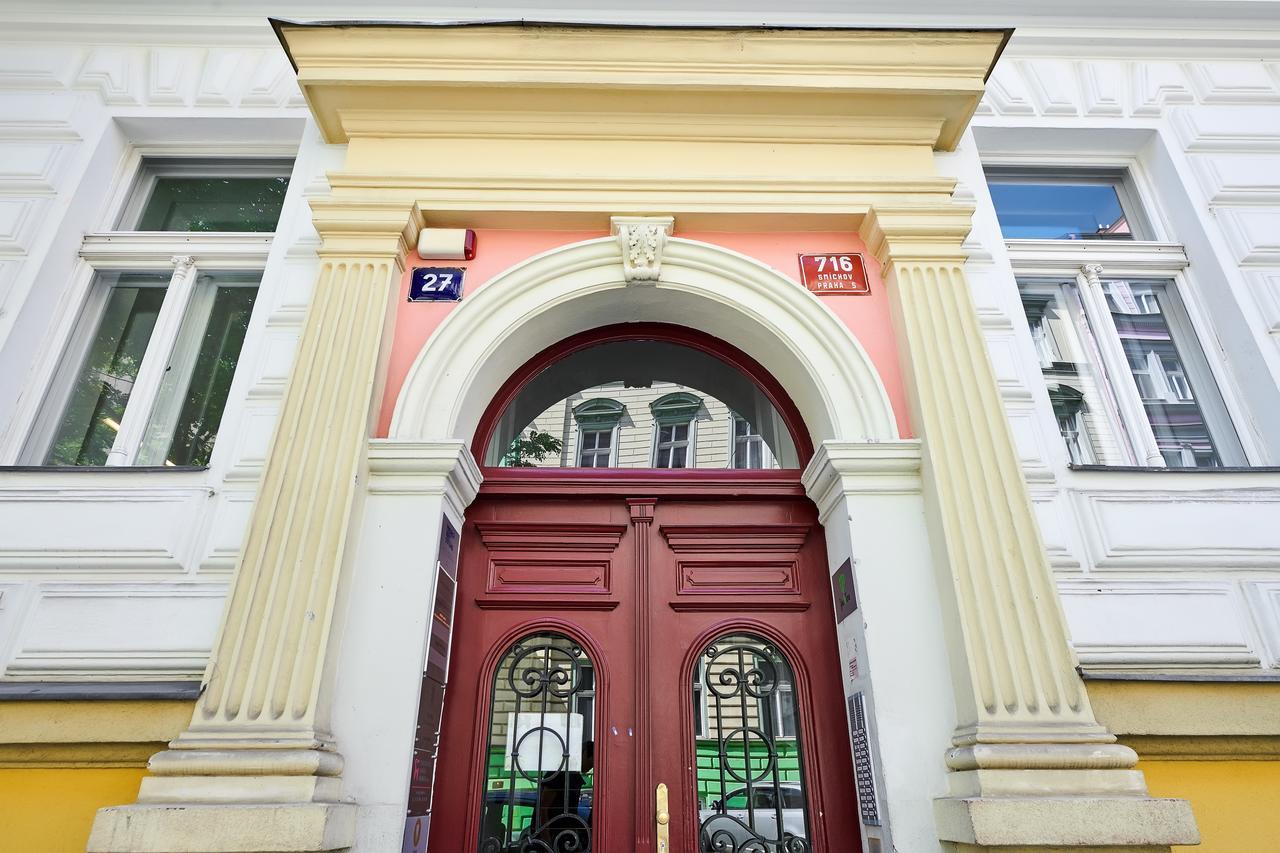 Zborovska * Prag