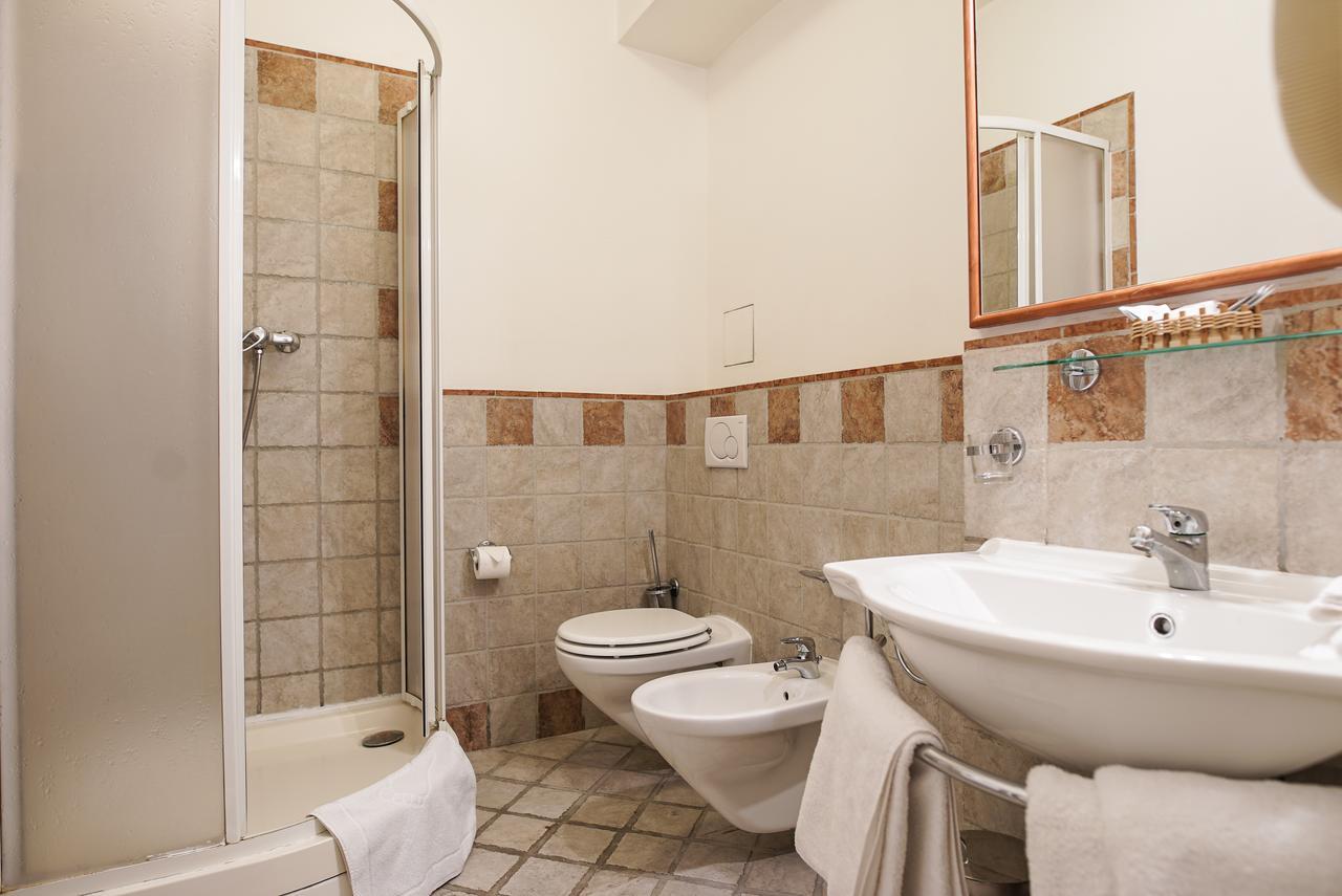 Tivoli Otel 3*