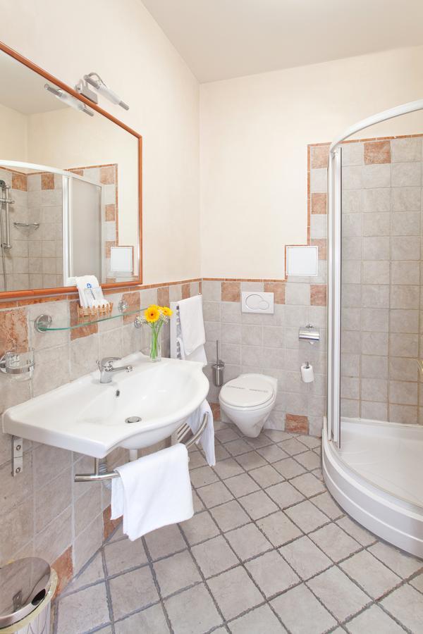 Tivoli Otel Prag