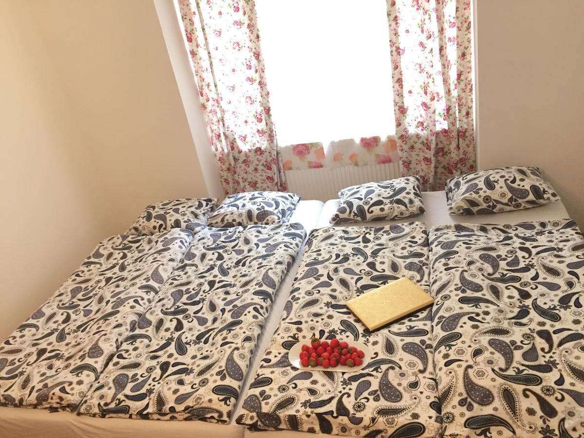 Apartment In Vinohrady