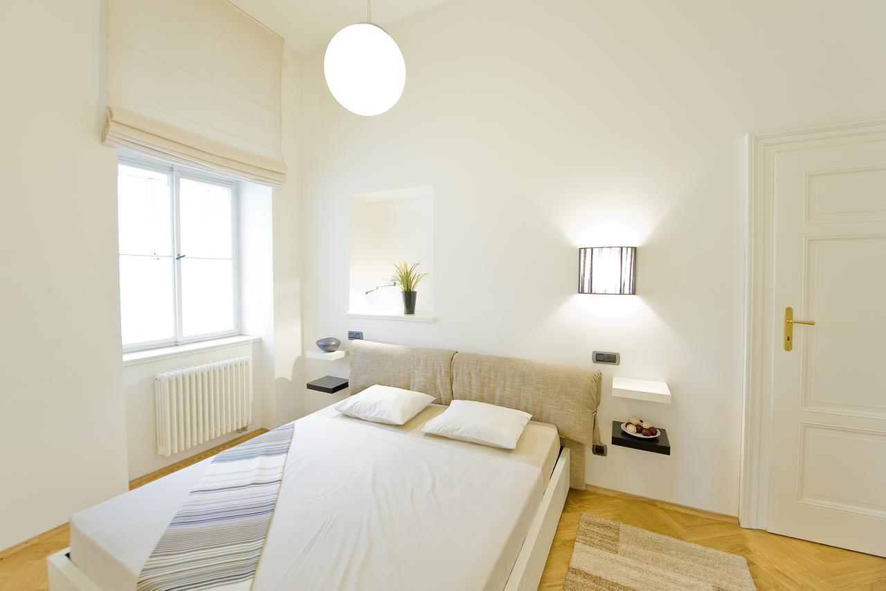 Bohemia Old Town Apartment Prague