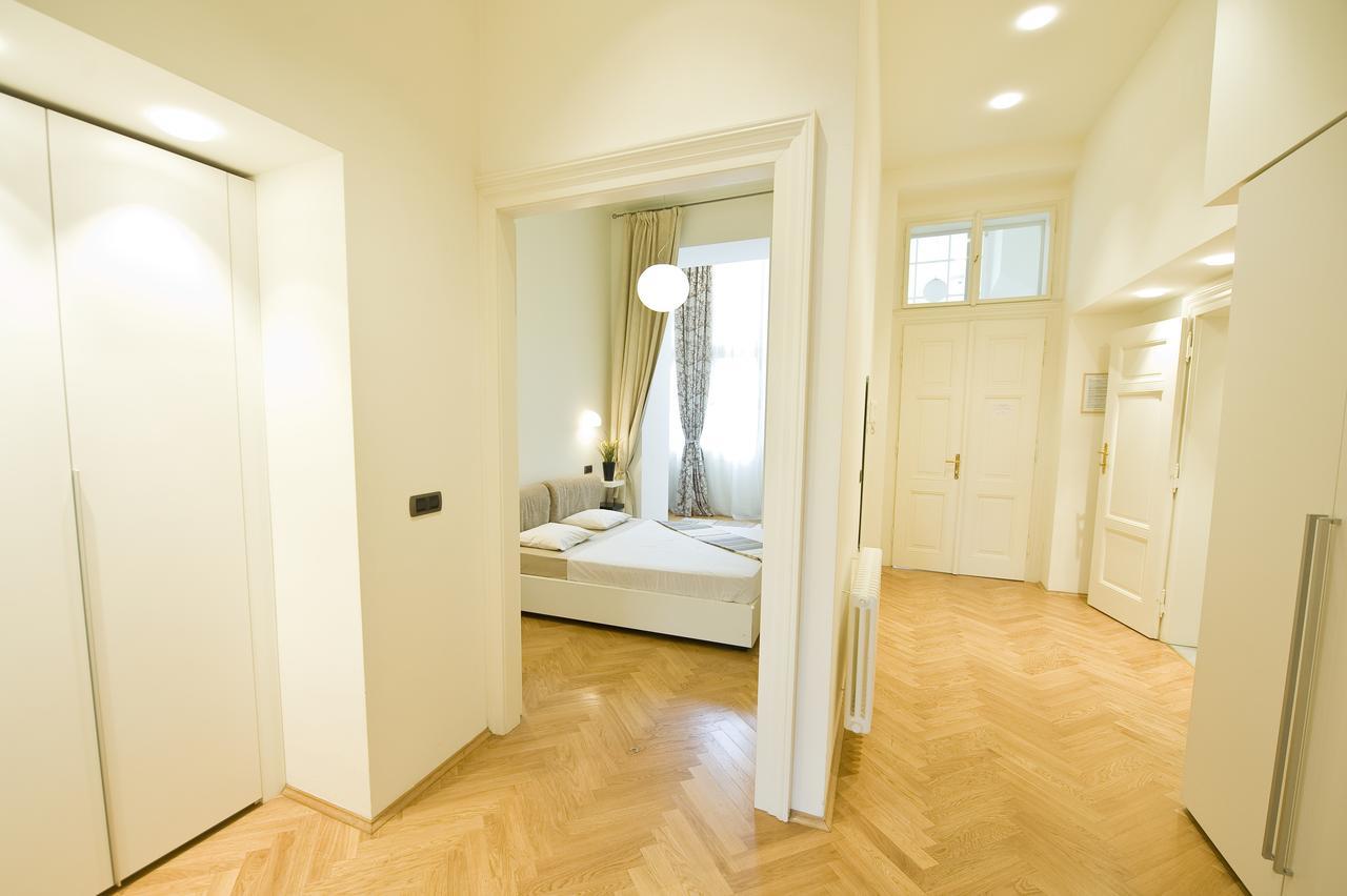 Bohemia Old Town Apartment Prague