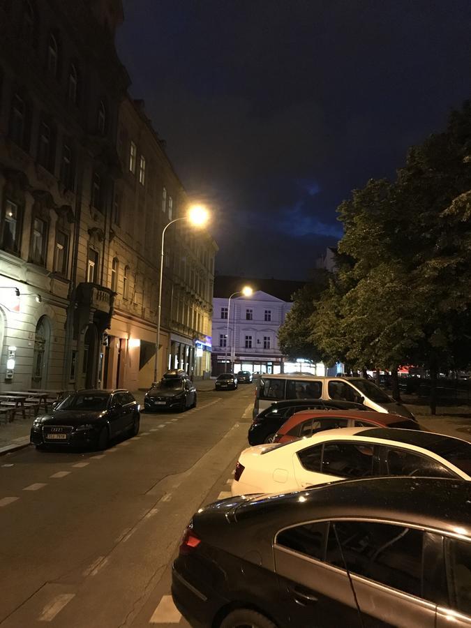 Damiell Prague