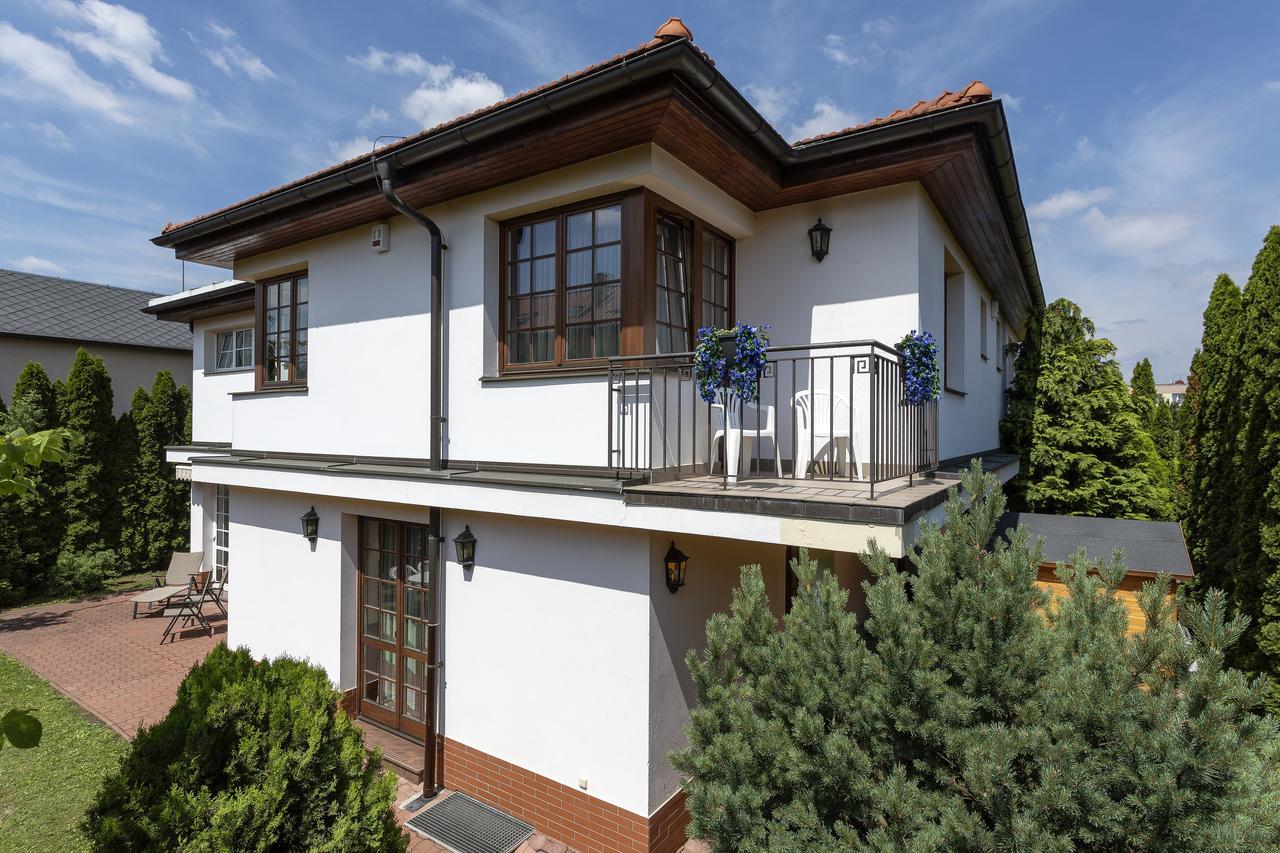 Garden & Wellness Apartment Prague