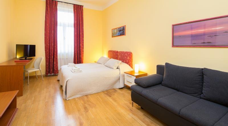 Lounge Crown Hotel 3*