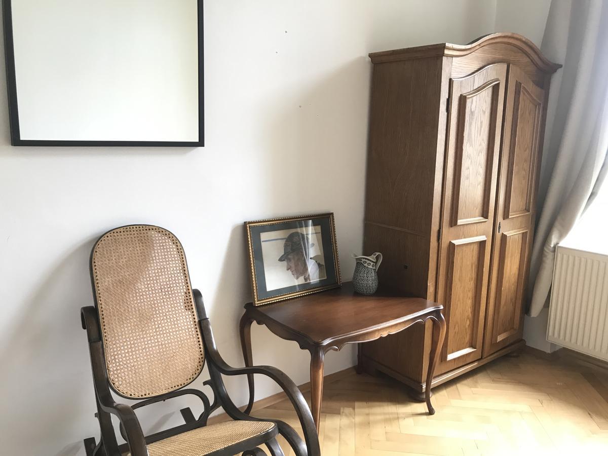 Apartment Feel Good