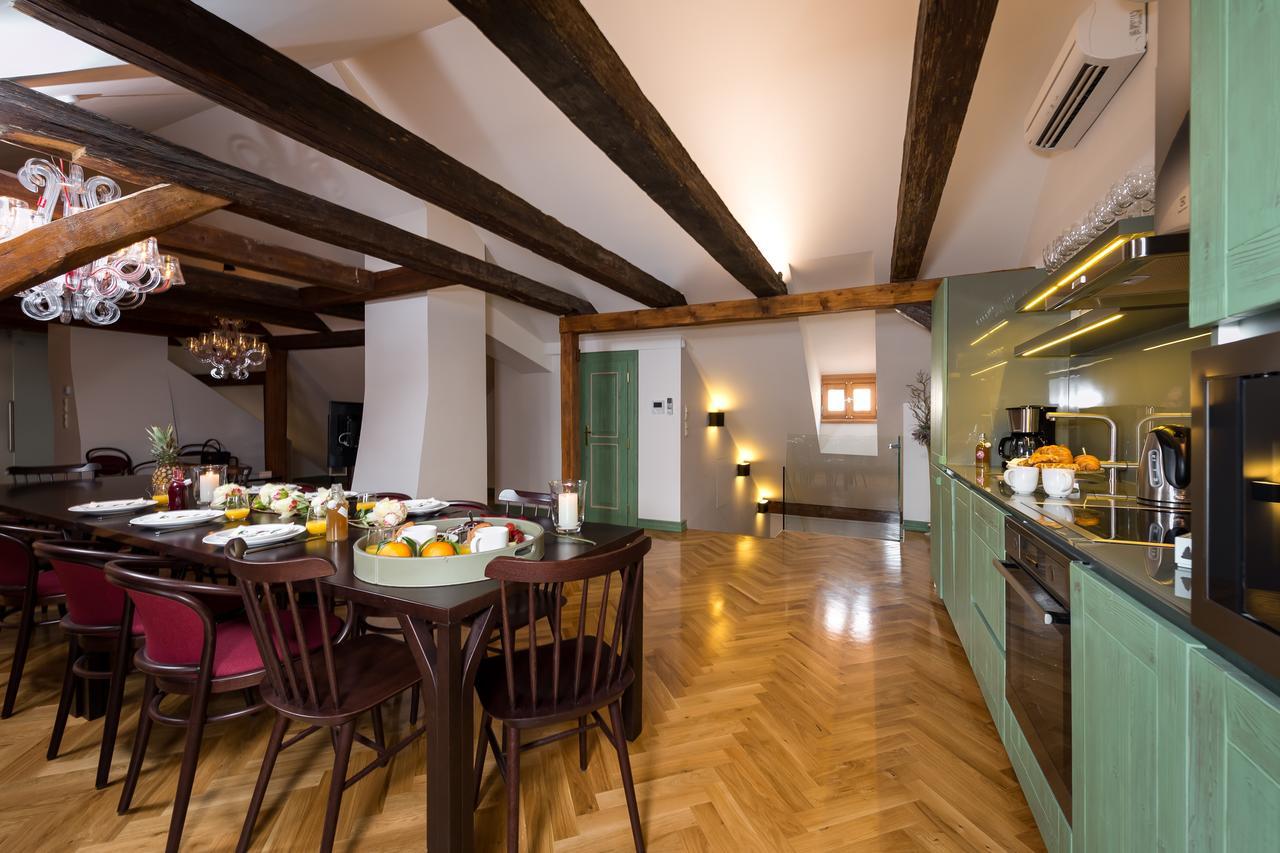 Empirent Prague Castle Apartments *