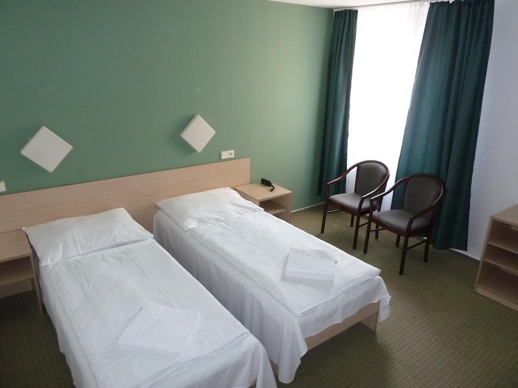 Hotel Mars