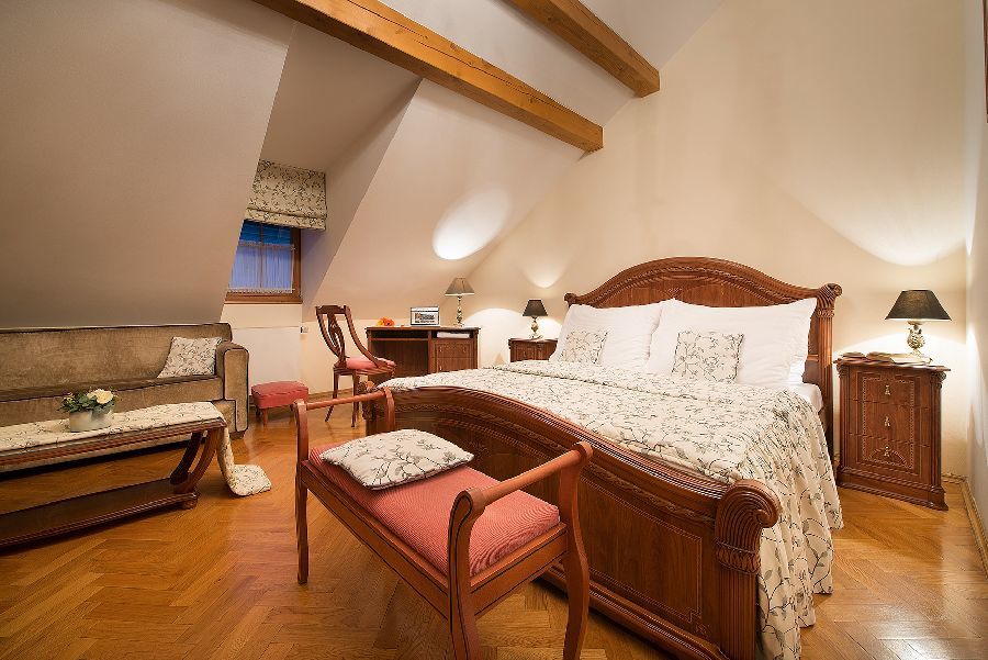 Hotel Boutique Constans 4*