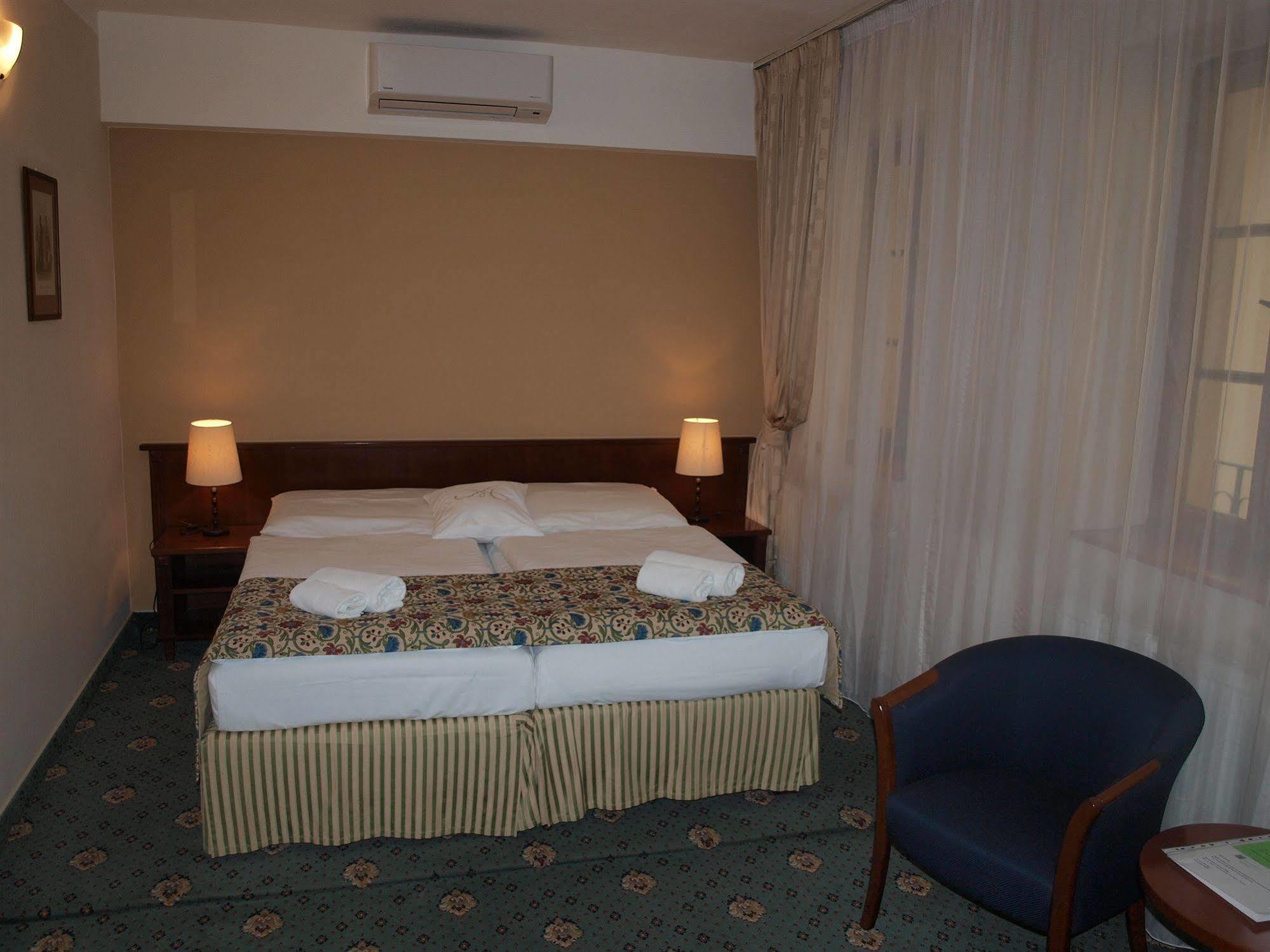 Otel Antik Prag