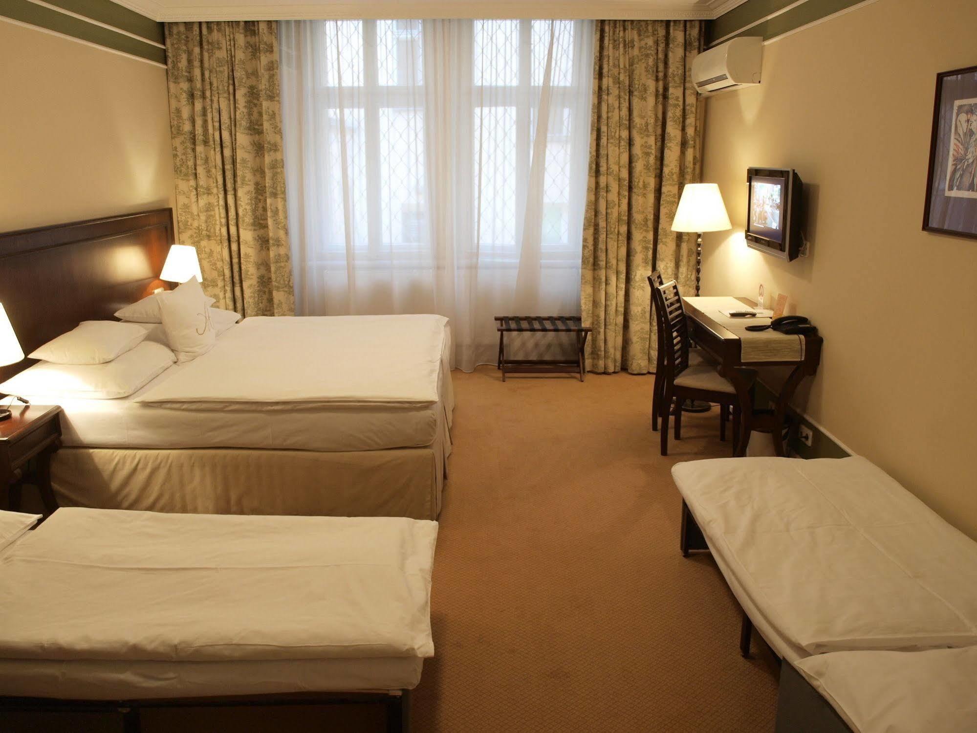 Antik Otel 4*