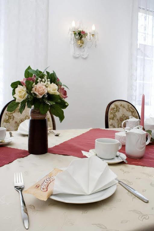 Excellent 3* Prague