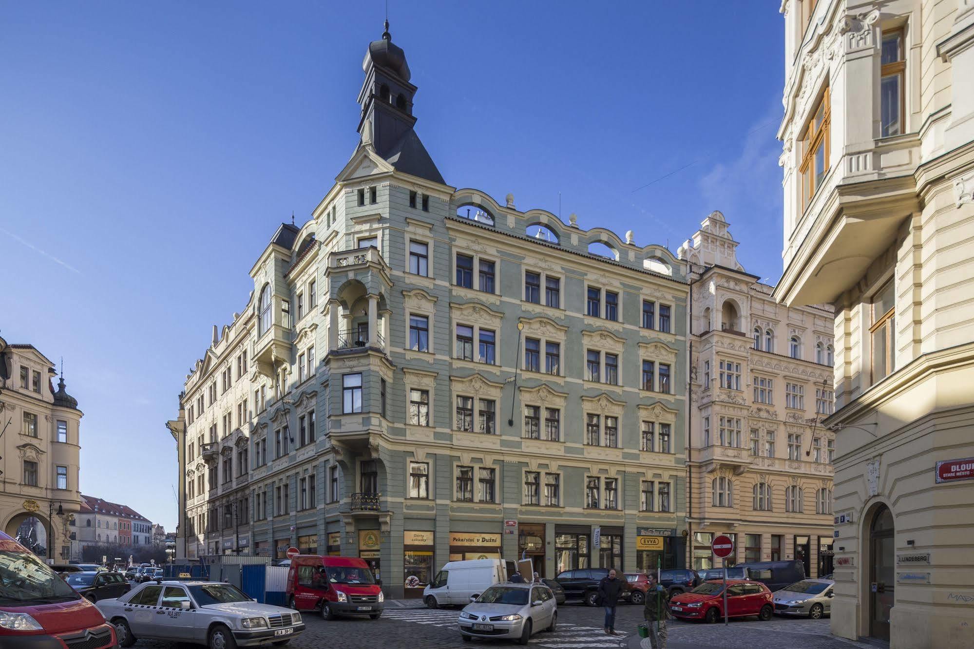 Old Town - Dusni * Prague