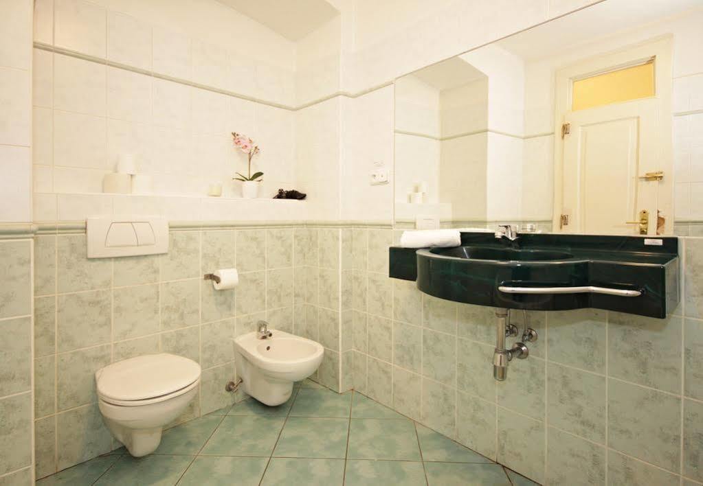 Apartment Prague Central Apartments *