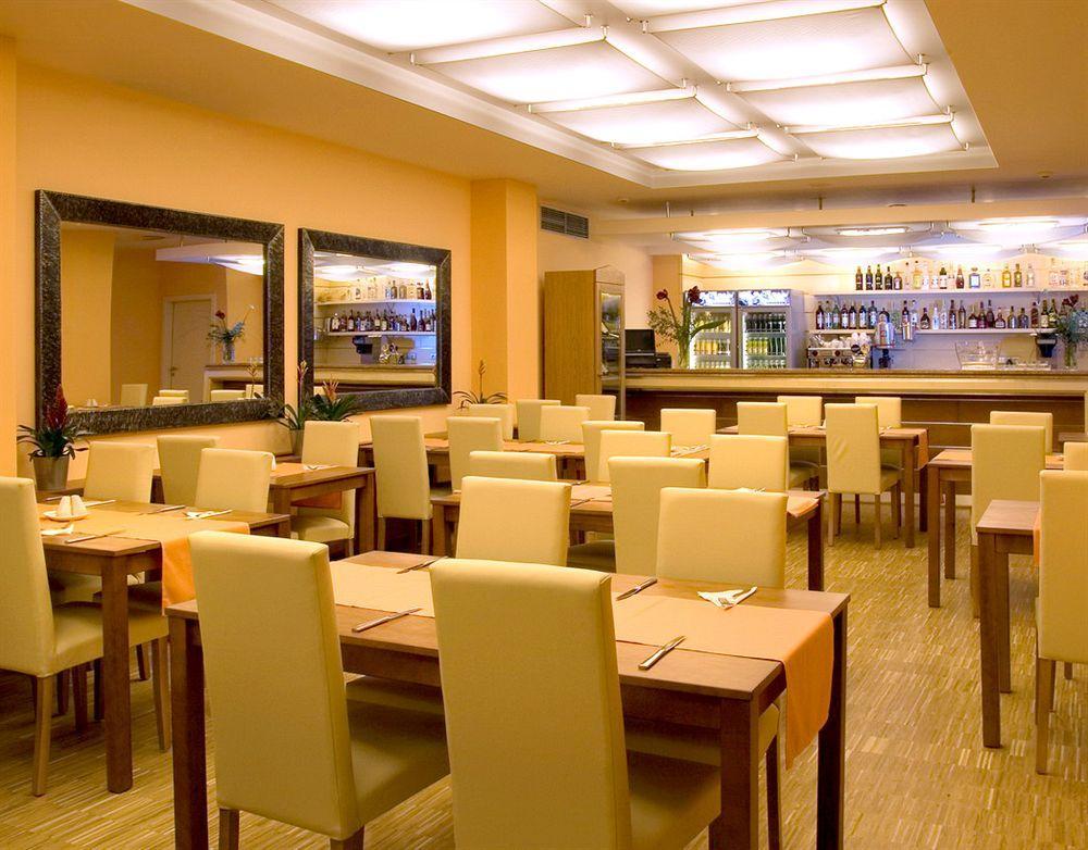 Hotel Amarilis 4*