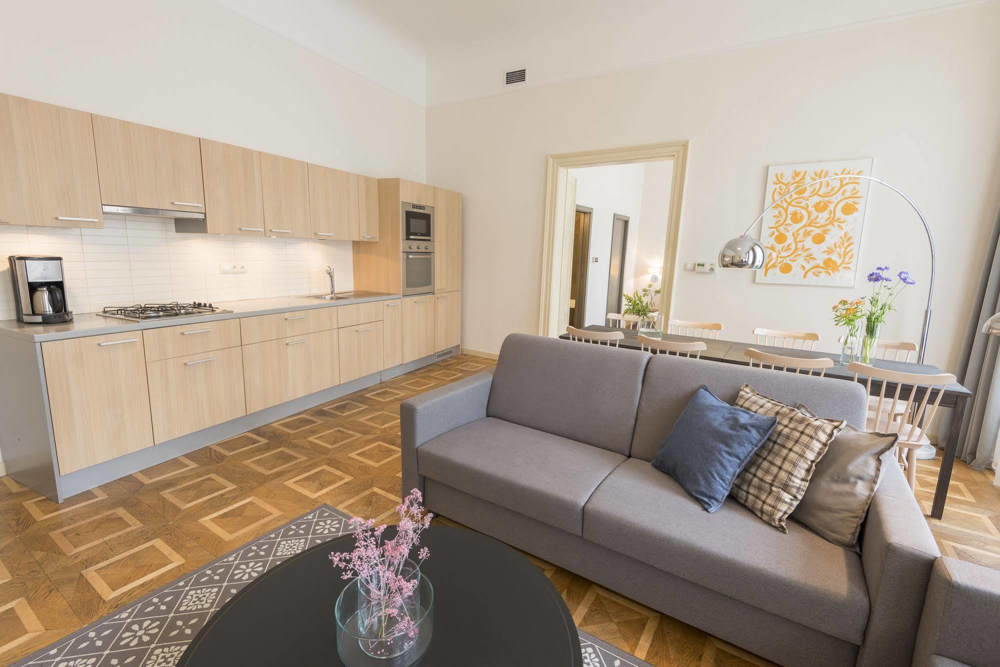 Bohemia Centre Apartment *