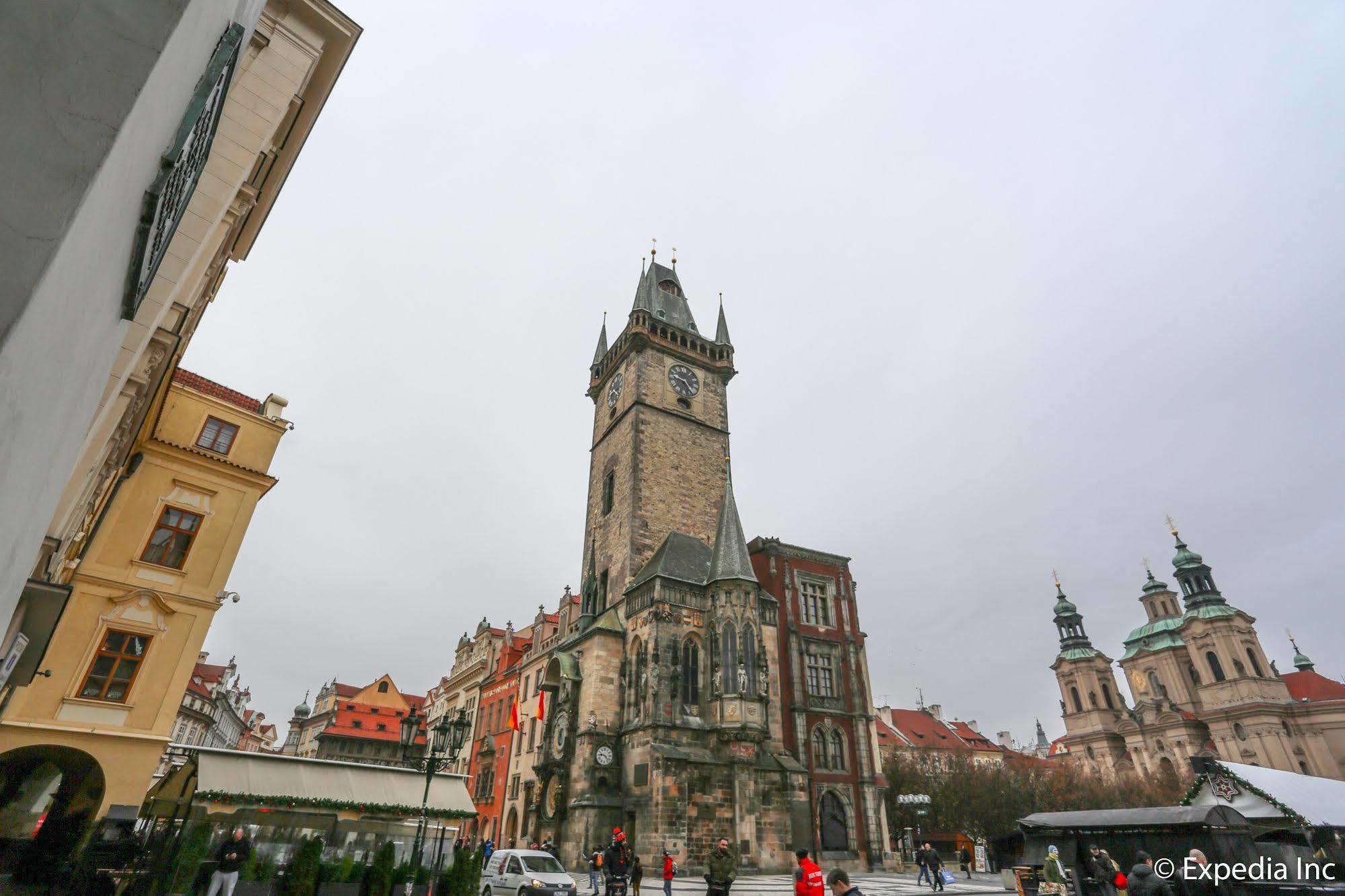 Old Town Square By Emblem 5*