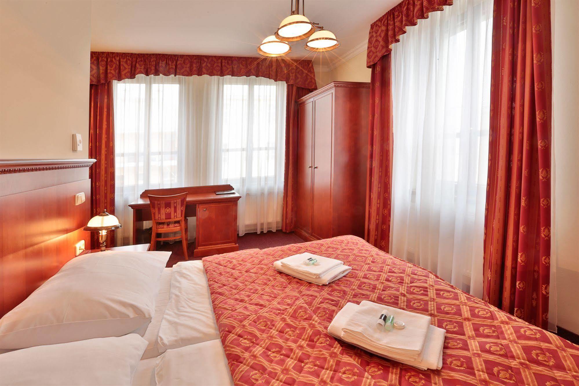 Arkada 4* Praga