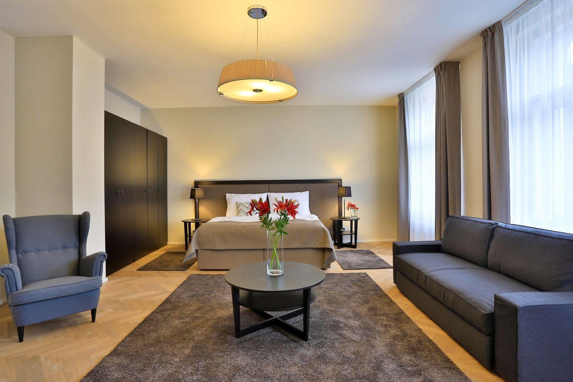 Apart Otel & Prag