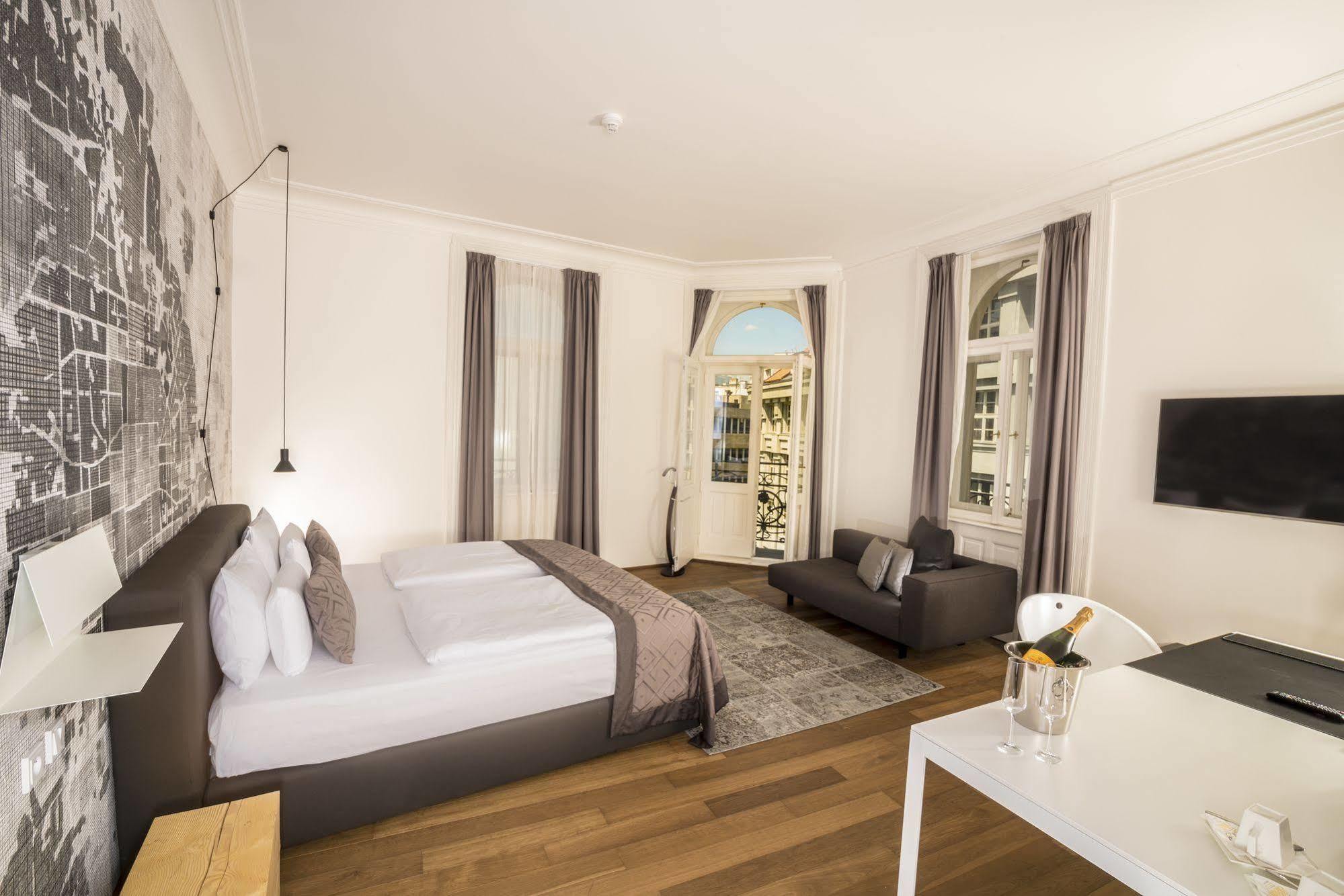 Hotel Golden Crown Praga