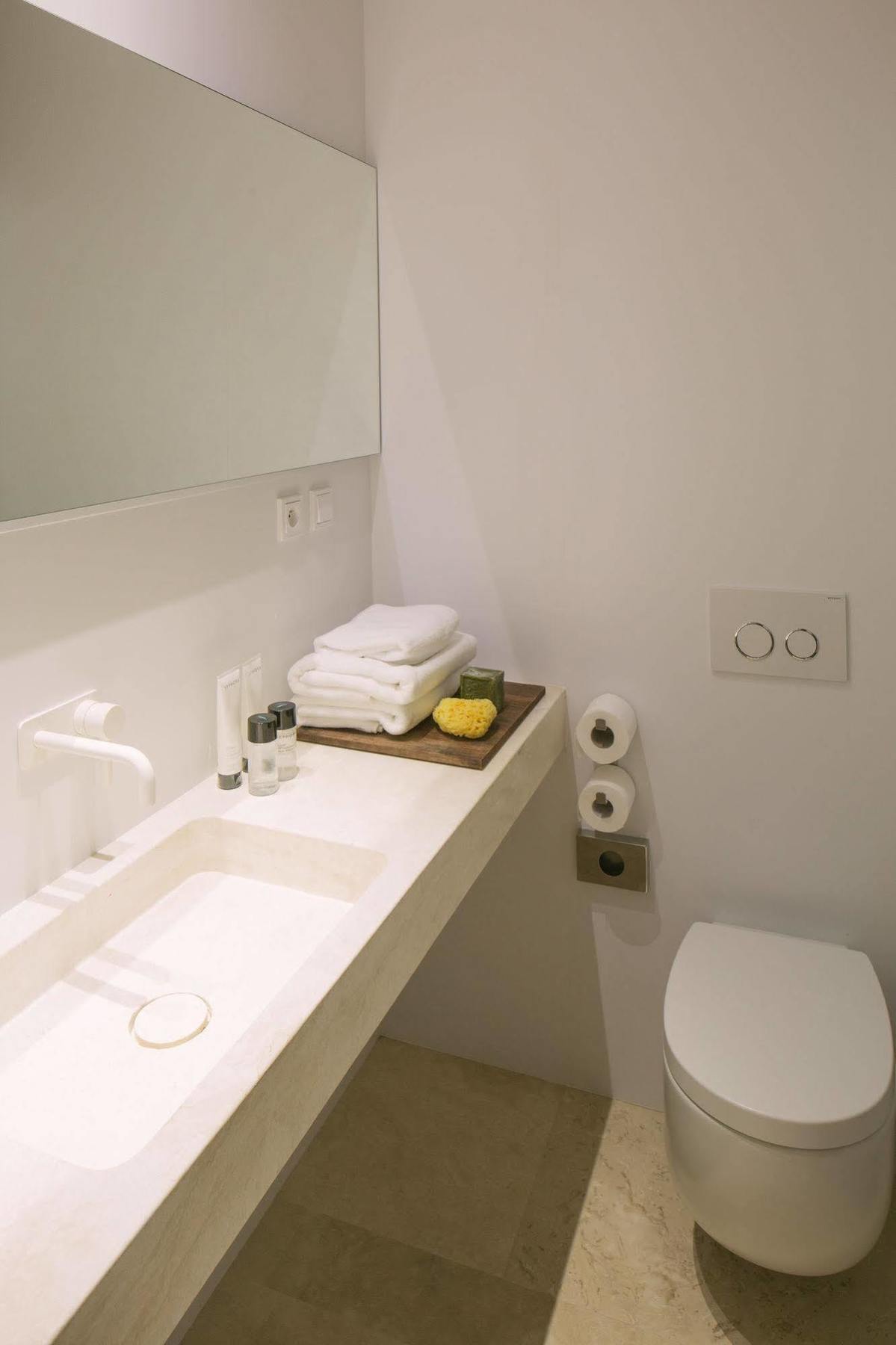 Golden Crown 4* Prague