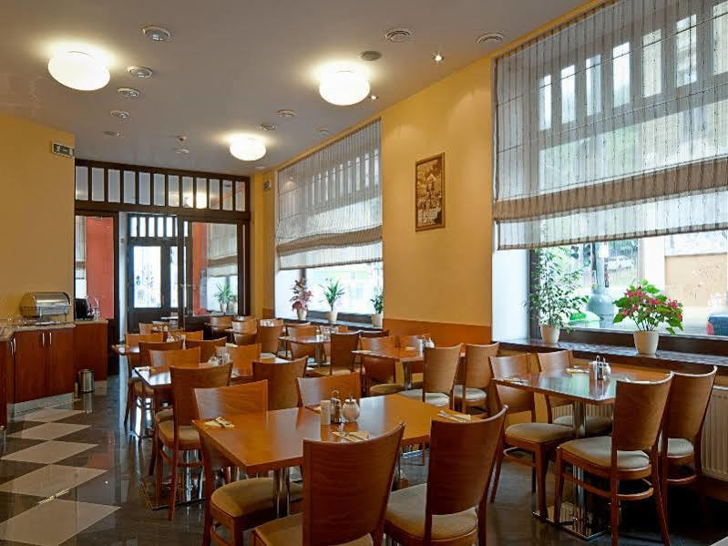 Hotel Gloria 4*