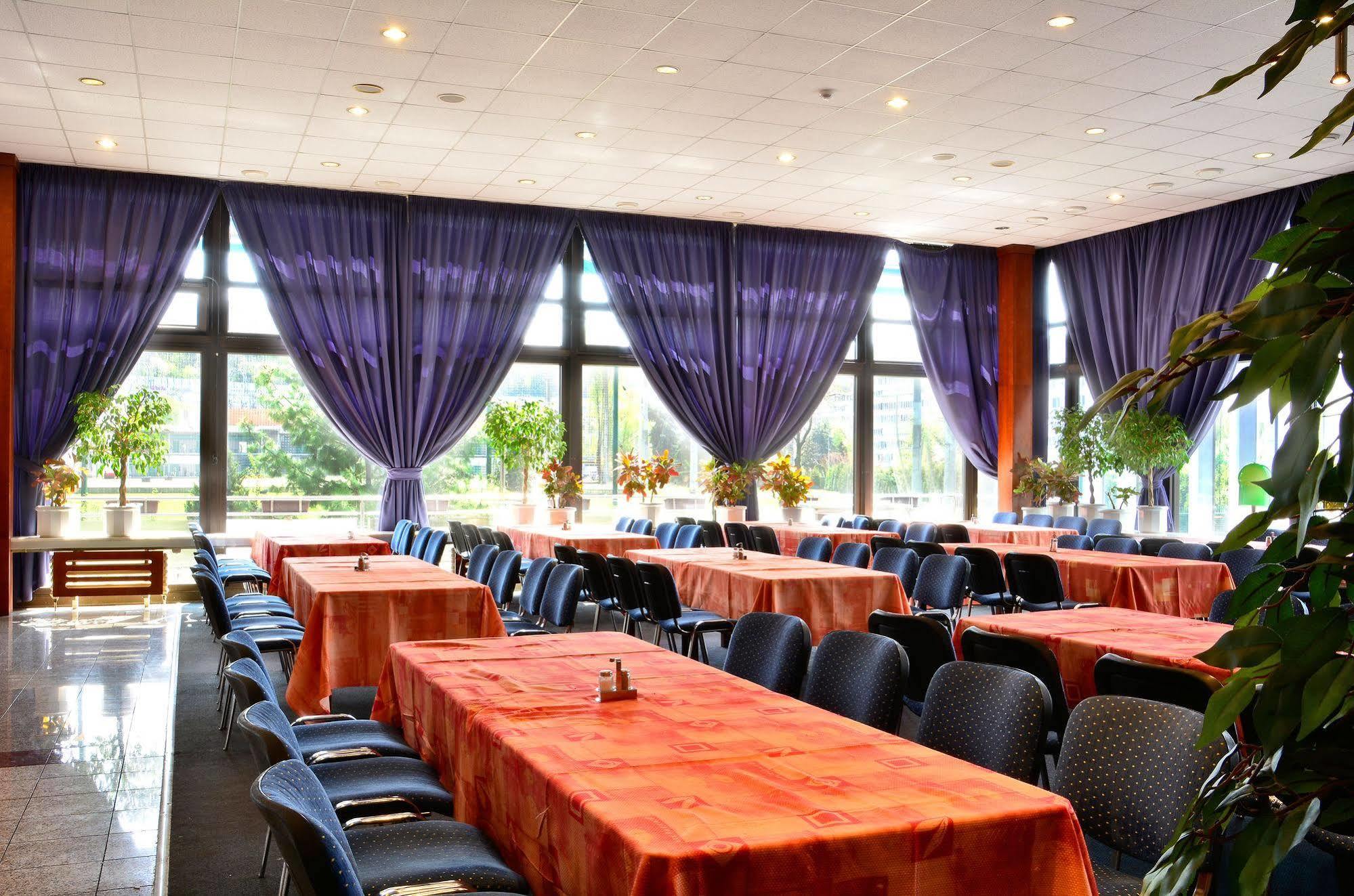 Olympik Hotel 4*