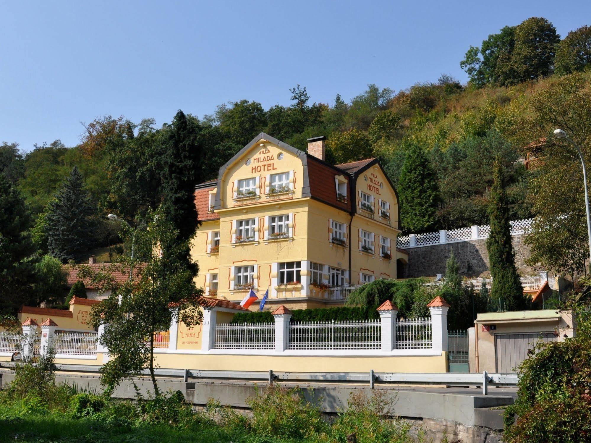 Milada Hotel 4*