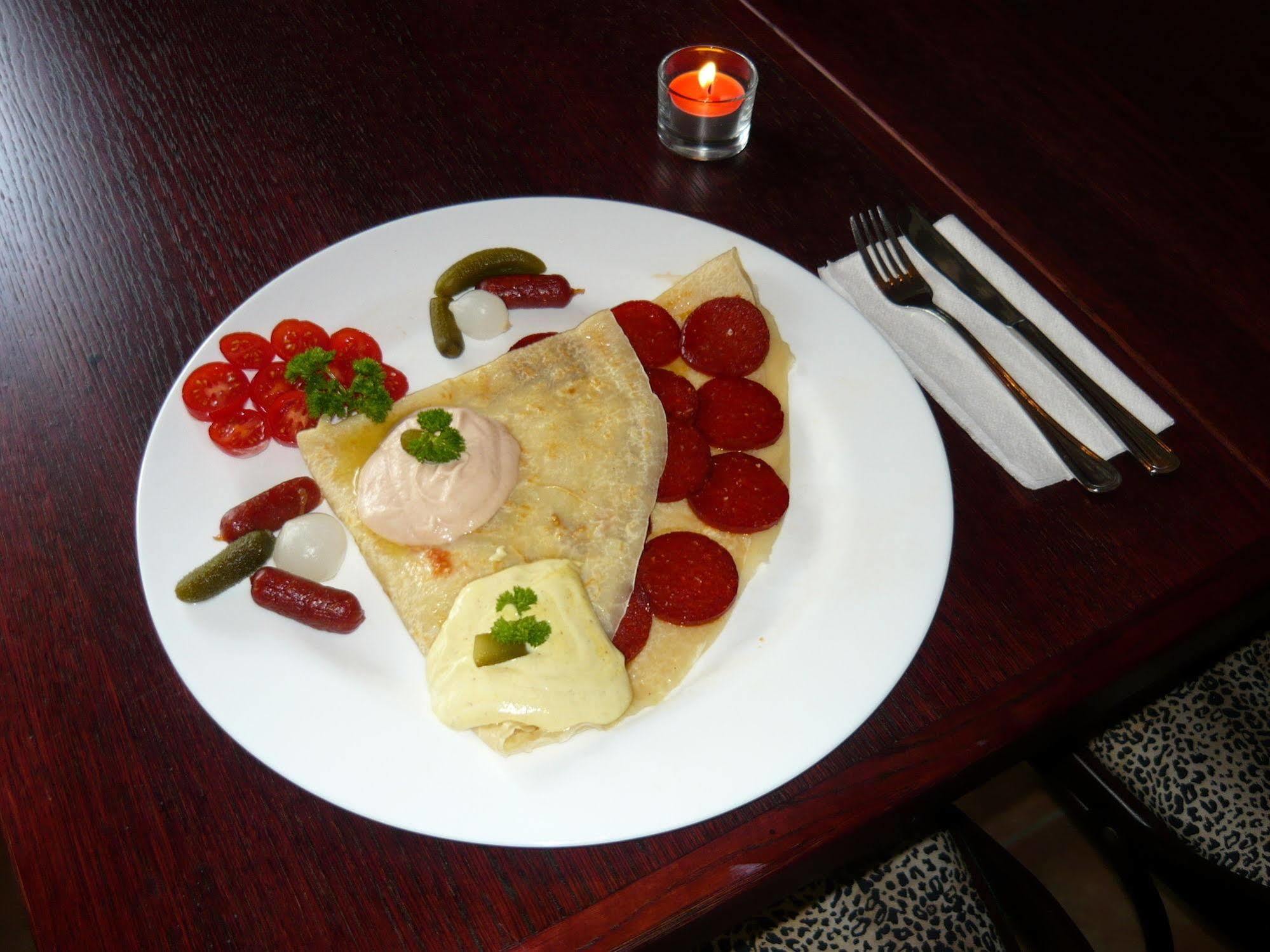 Milada Hotel 4*