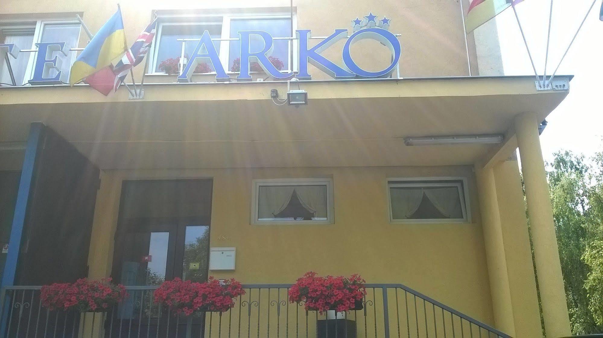 Arko 3*