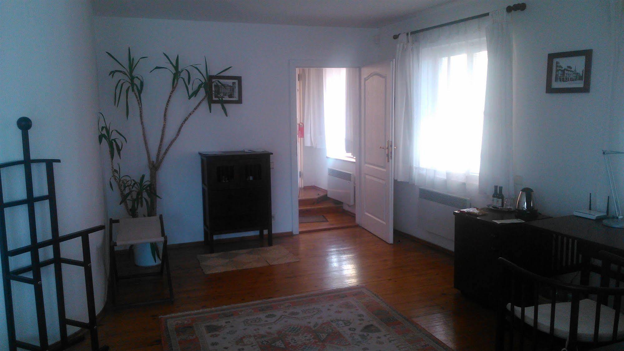 Otel Domus Henrici 4*