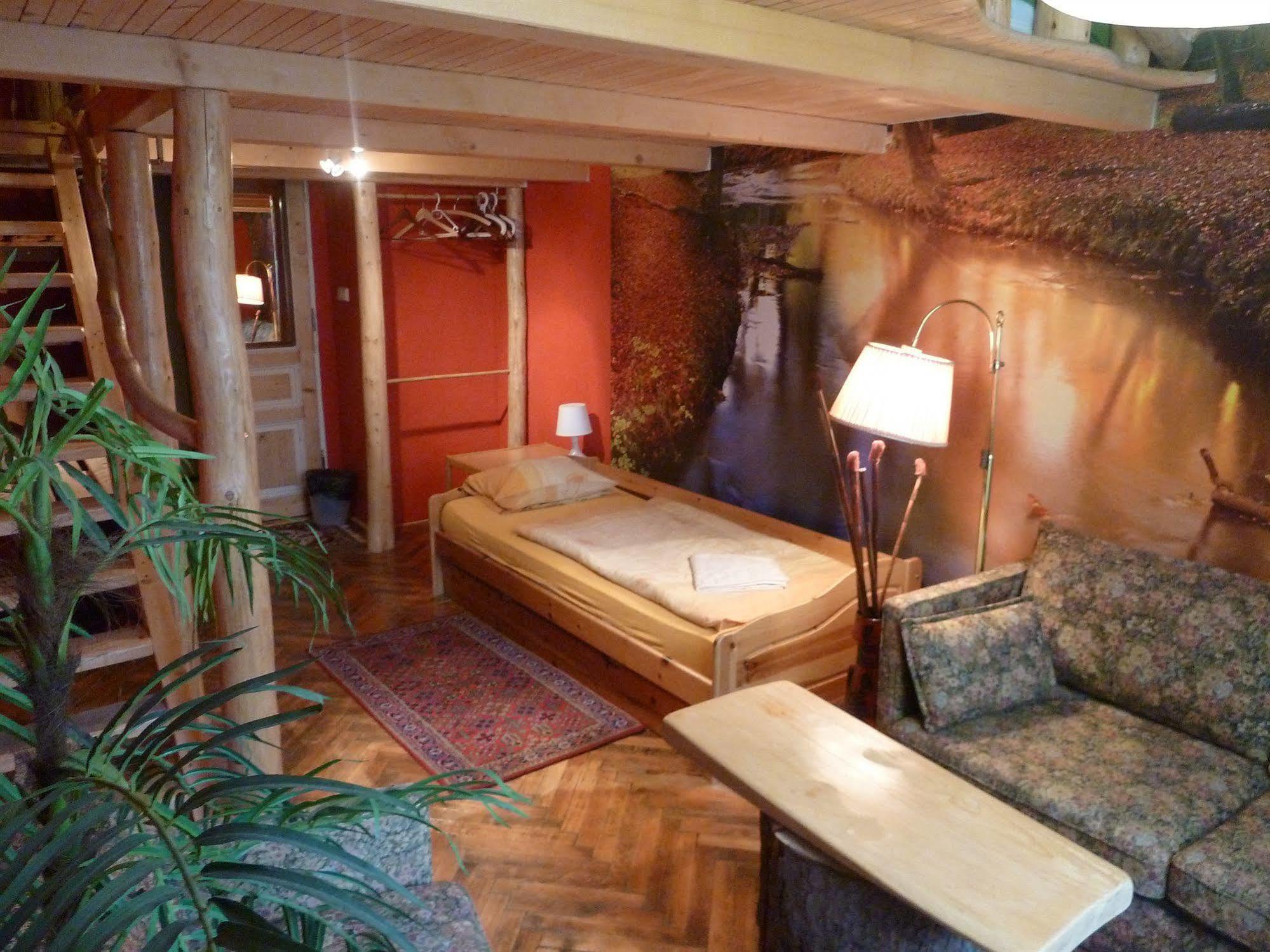 Artharmony & Auberge de jeunesse Prague