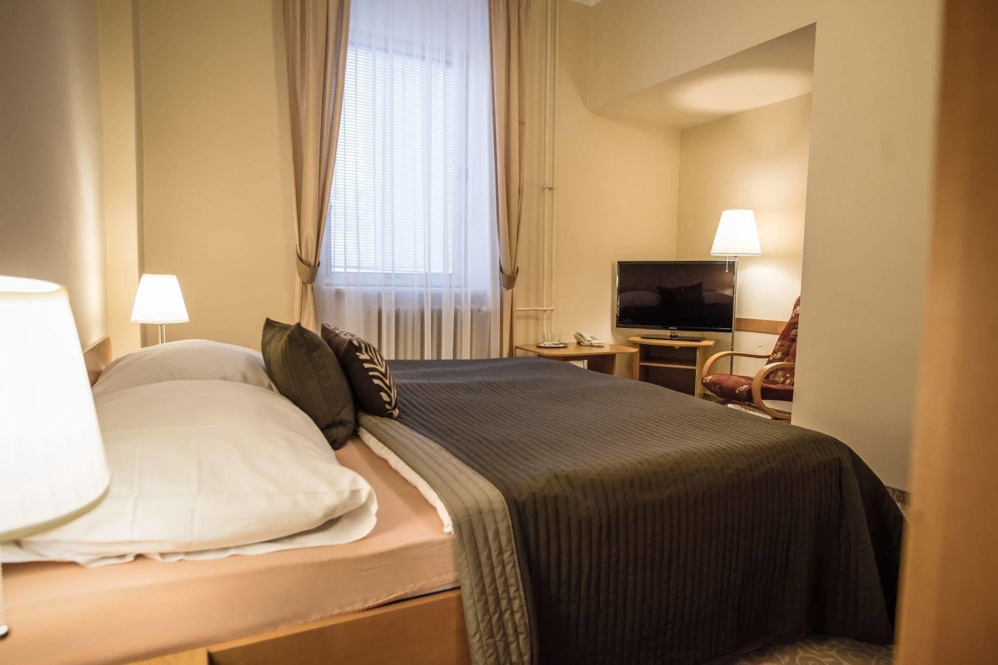 Hotel Bell