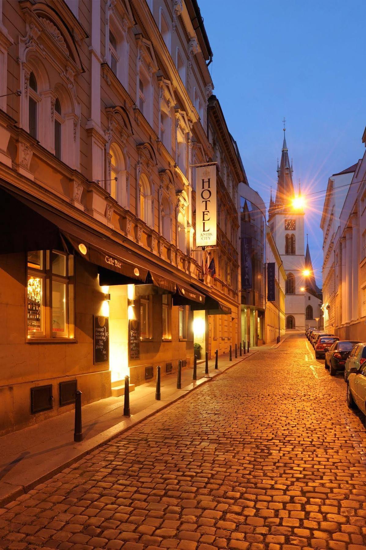 Numa Root Prague