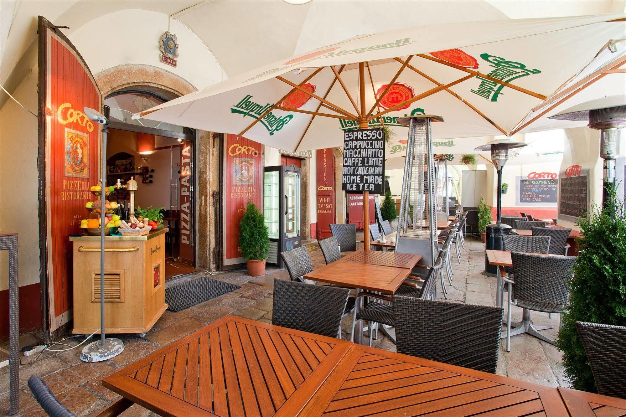 Otel Corto Old Town 3*
