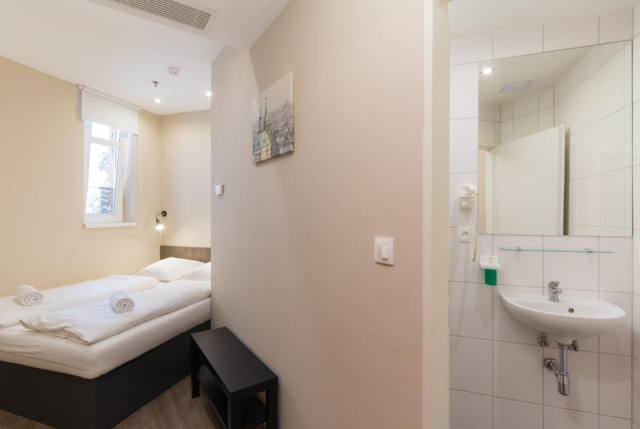 Hotel Le Petit 3*