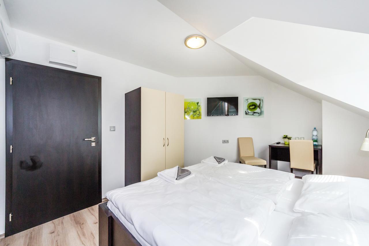 Otel Nova Hospoda - & Restaurant Prag
