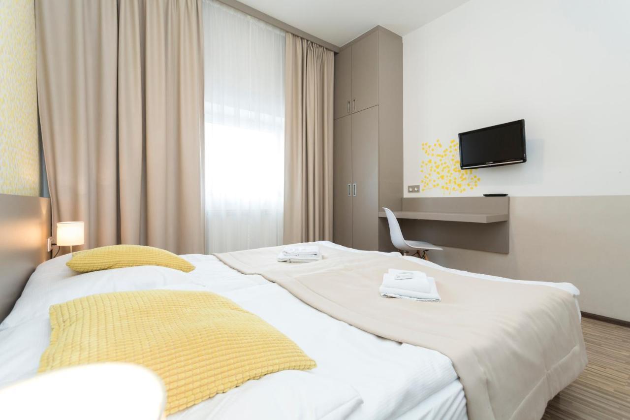 Guest house Akat
