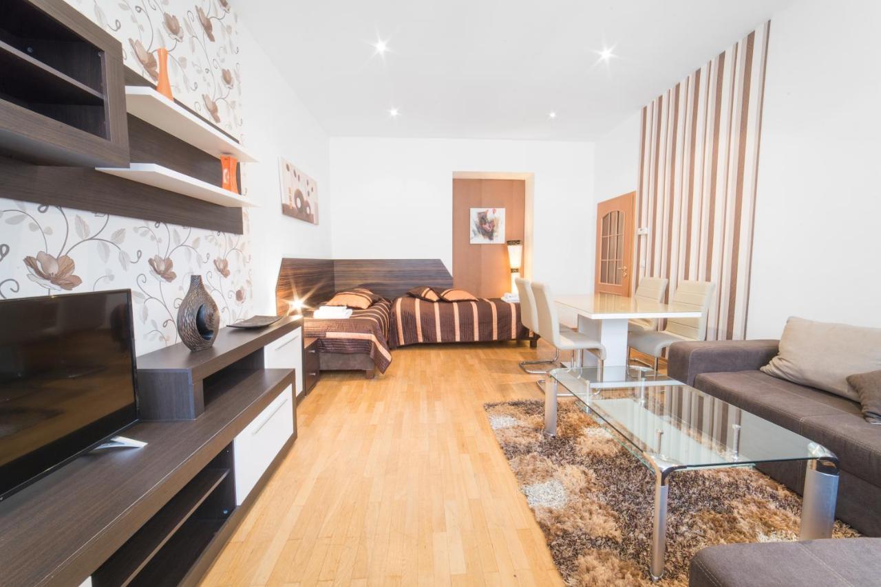 Saturn Apartments Prague
