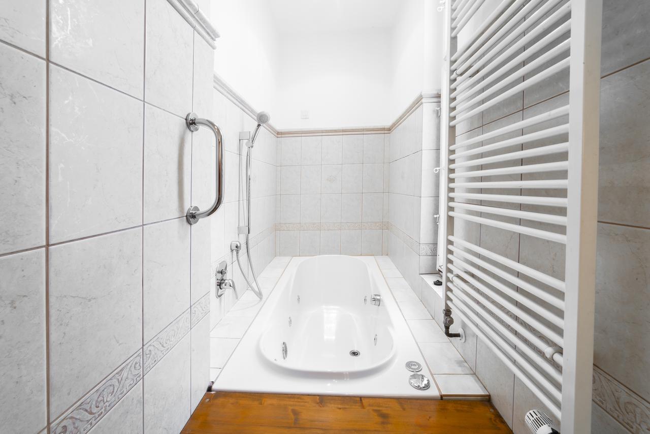 Saturn Apartments Prague