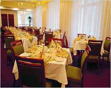 Clarion Prag